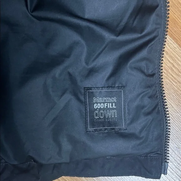 Marmot Men's Dark Puffer Jacket